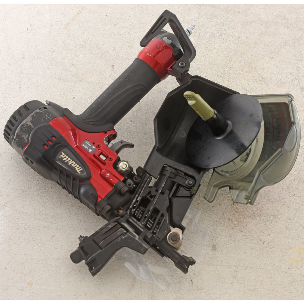 マキタ　50mm　高圧エア　釘打機　AN531H　中古品
