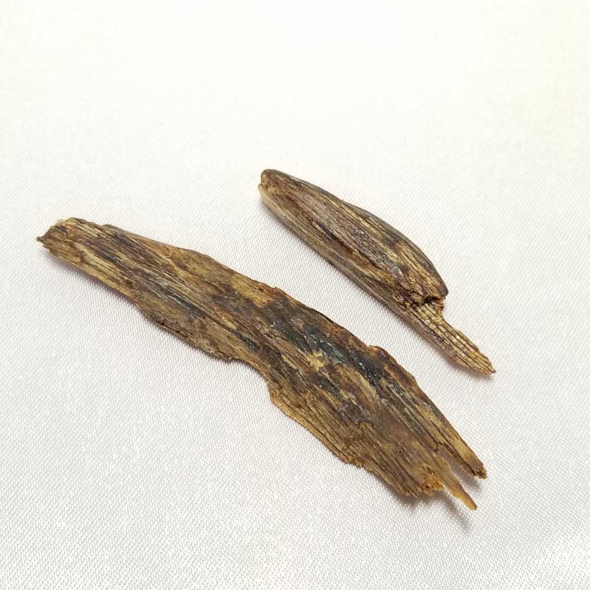伽羅 香木 お香 香木⁄木所不明⁄1.6g⁄松栄堂⁄
