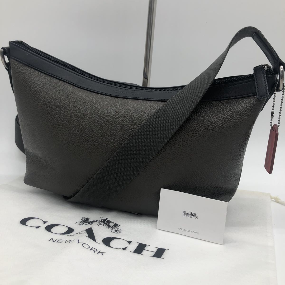 1円【極美品】コーチ COACH ショルダーバッグ メッセンジャー 斜め掛け 