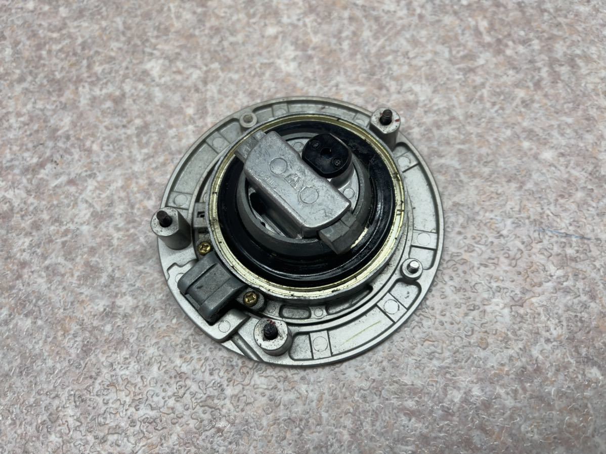 ホンダ NSR50後期型で使用 純正 燃料キャップ キャップのみ nsr80 nsrmini nsrミニ HRC ac10 hc06 rs50 nsf100 NSR50 ホンダ - アルミ ブラック ホース