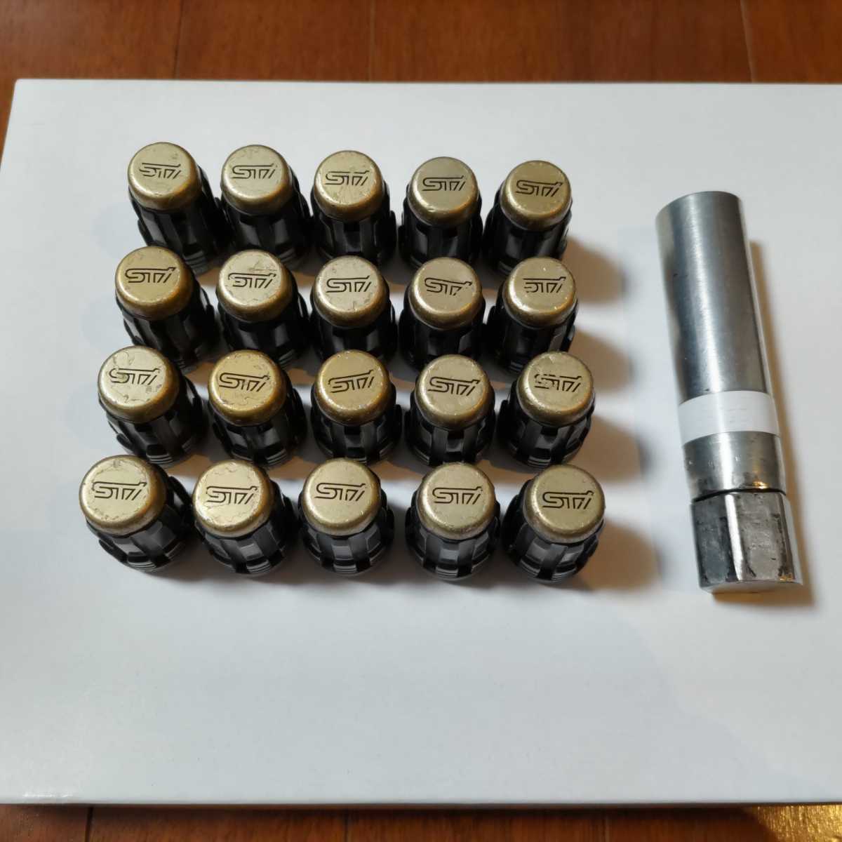 スバル純正STIマックガードスプラインドライブ ゴールドキャップ中古 