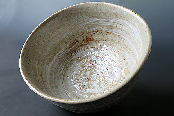 ☆真美☆u550 三嶋内刷毛目茶碗 在銘有 茶道具 【公式通販】