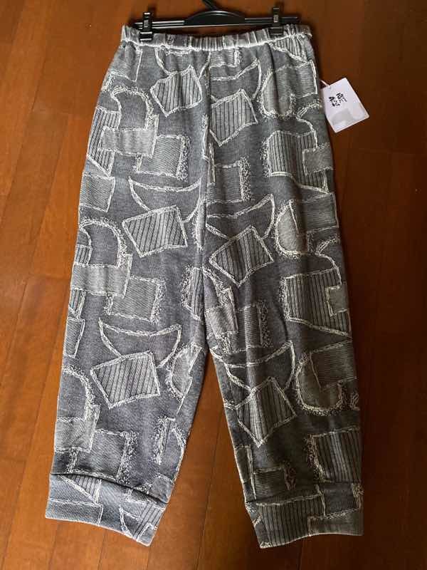 新品タグ付き　センソユニコ　慈雨 シュランケンチェック　パンツ　40 センソユニコ慈雨の柄パンツ 【公式通販】