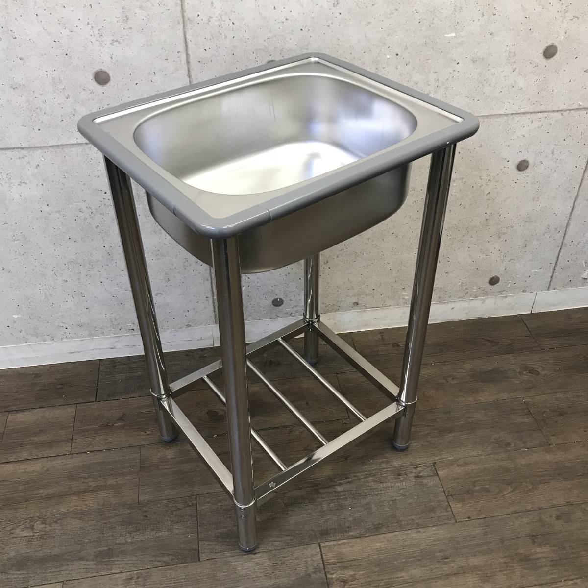 人気 埼玉発 直接引取可 ステンレス 流し台 1槽シンク 510&times;430&times;795 アジャスト脚 道具の泥落としや手洗い場などに I916-3(流し台、シンク)｜売買されたオークション情報、yahooの商品情報をア キッチン