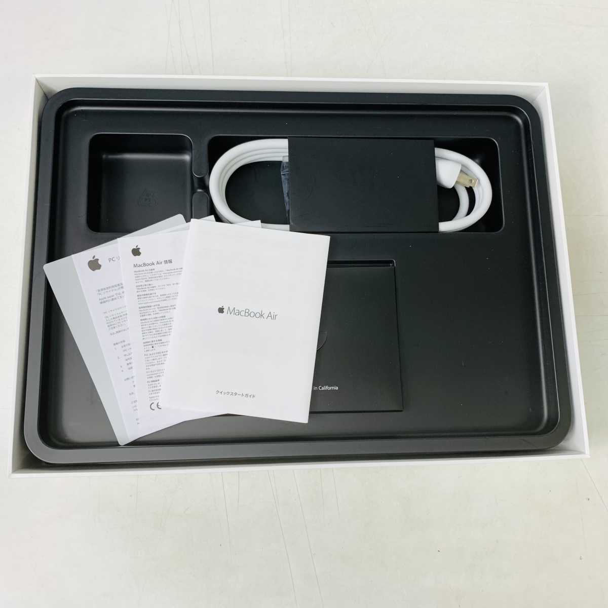 ジャンク MacBook Air 13インチ（Mid 2017） Core i5 1.8GHz/8GB/SSD 