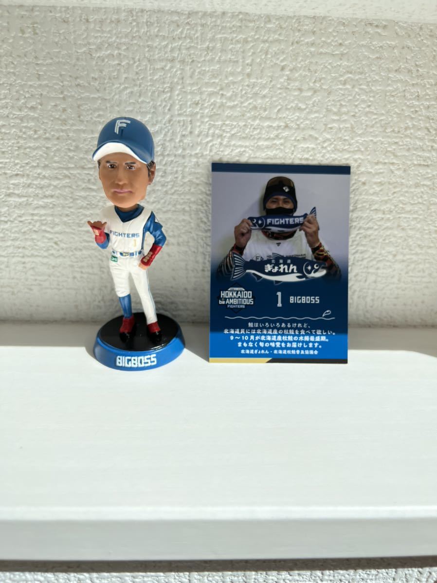 BIGBOSS新庄ボブルヘッドフィギア、大谷翔平号外、非売品カードの3点セット
