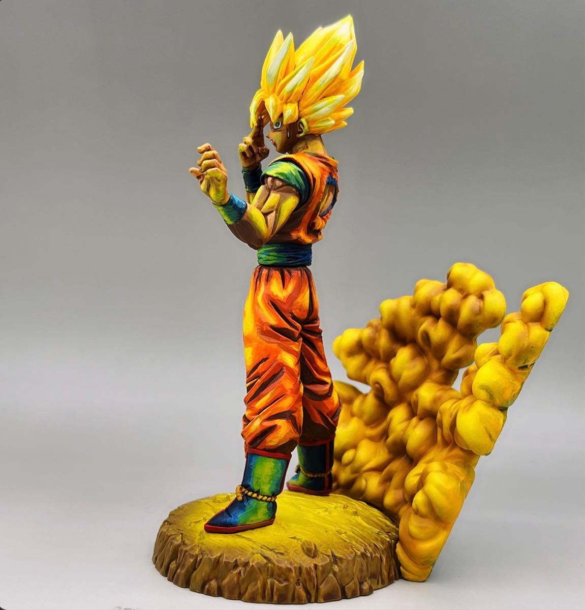 ドラゴンボールZ フィギュア 超サイヤ人 孫悟空 リペイント ドラゴンボールZ フィギュア 超サイヤ人 孫悟空 リペイント
