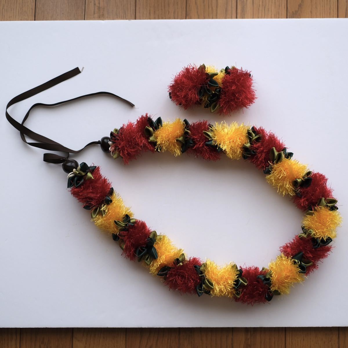 美品＊フラダンス＊フラ＊レフア＊レイ & 髪飾り＊2点セット