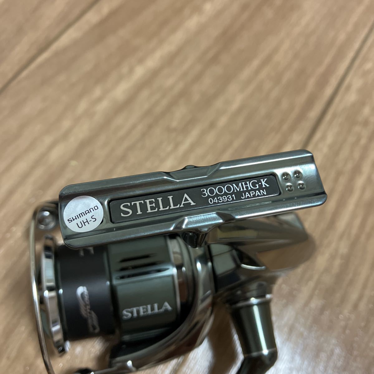 シマノ22ステラ3000MHG中古美品