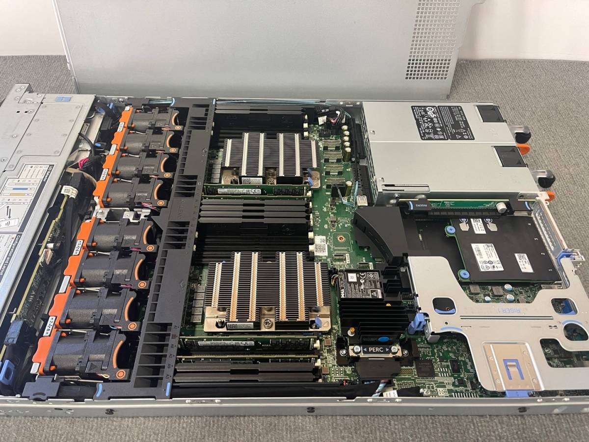 Dell EMC PowerEdge R640 2x Gold 6140 18core 2.30GHz 128GB 2x 480GB SSD ...