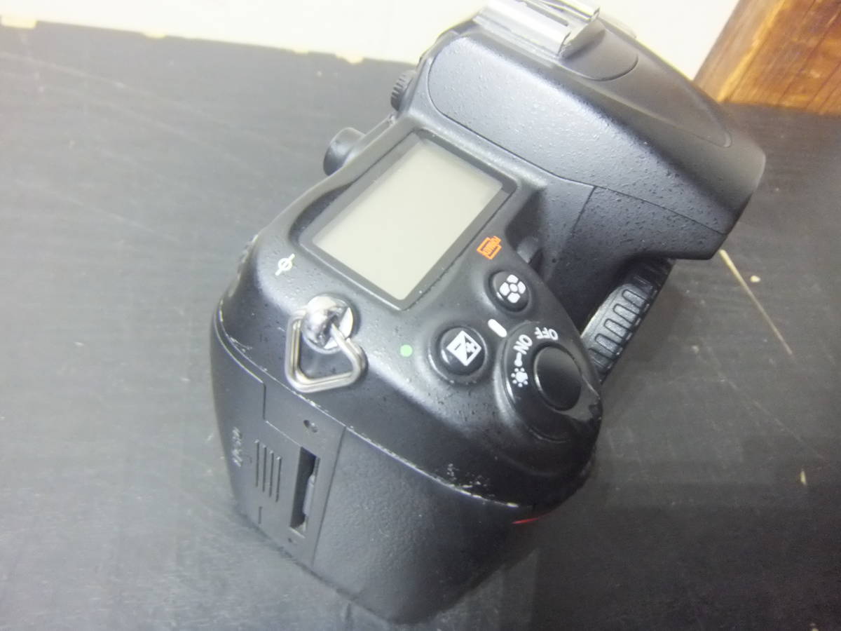 中古◆デジタル一眼レフ◆ニコン/Nikon◆D7000◆通電確認済 D70 Nikon ニコン [AF-S レンズキット 標準＆望遠レン