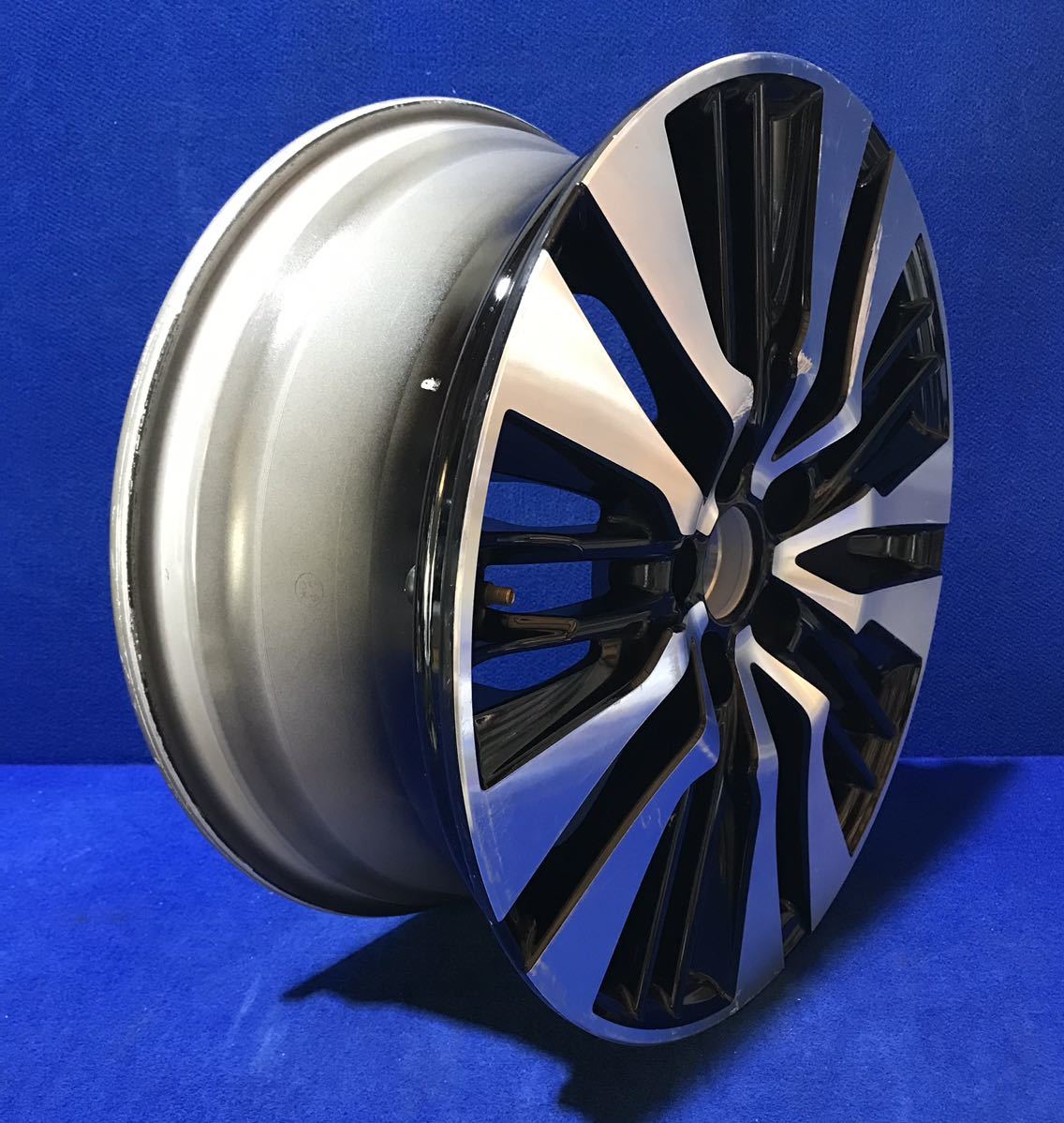 トヨタ＊30系アルファード/ヴェルファイア＊18インチ純正ホイール