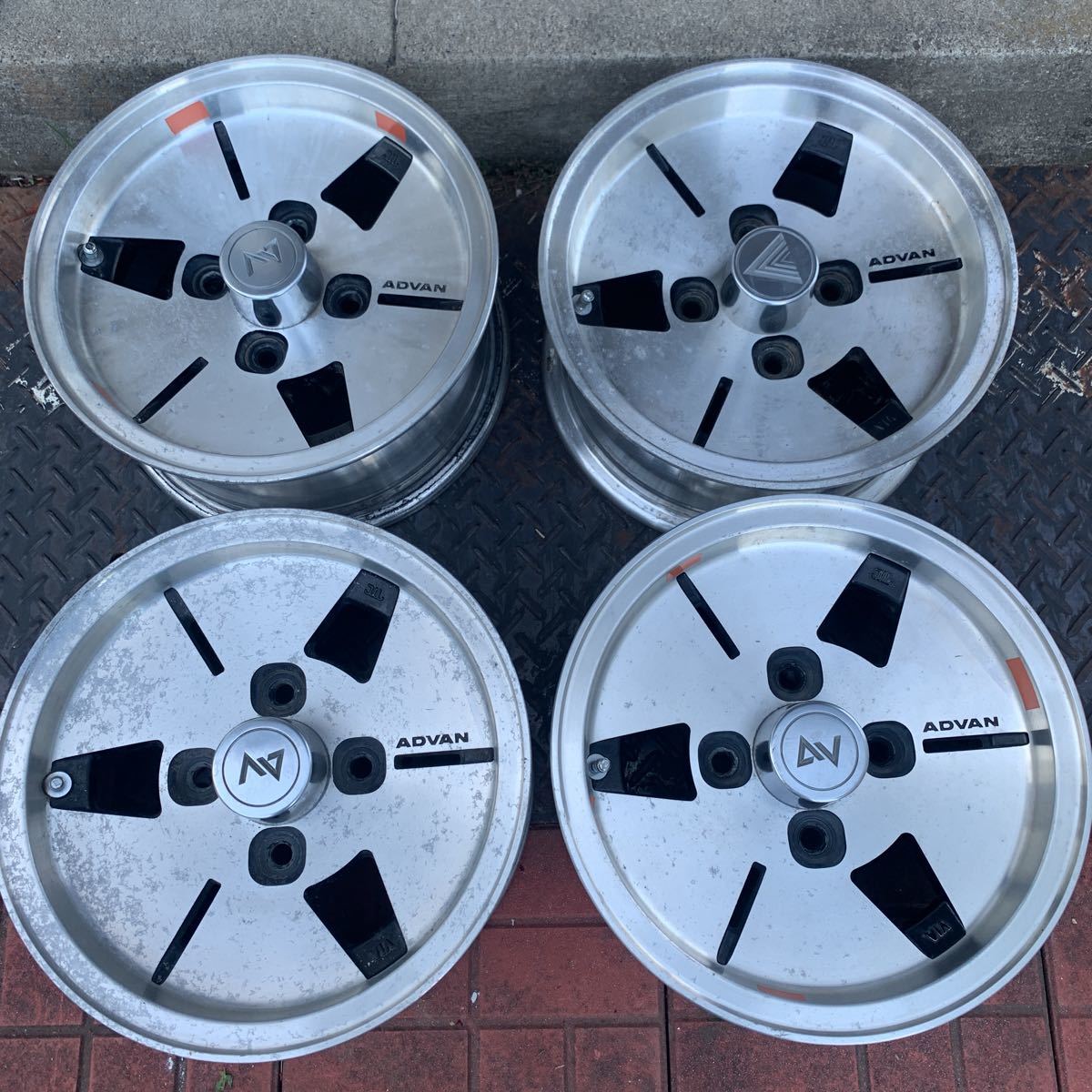 車 ADVAN 13インチ アルミホイール 2本セット