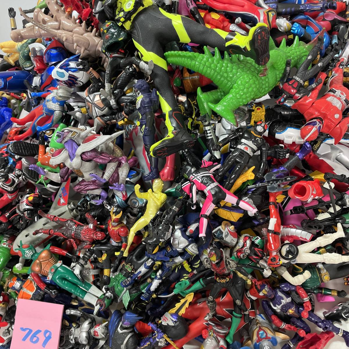 ウルトラマン 怪獣 仮面ライダー ソフビ 人形 フィギュア ヒーロー 