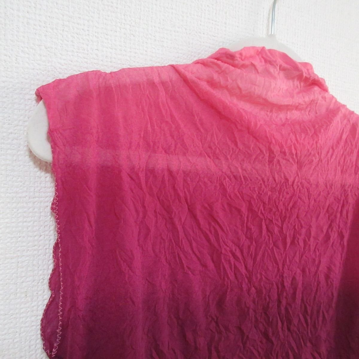 イッセイミヤケ ビンク ノースリーブ カットソー しわ加工 デザイン