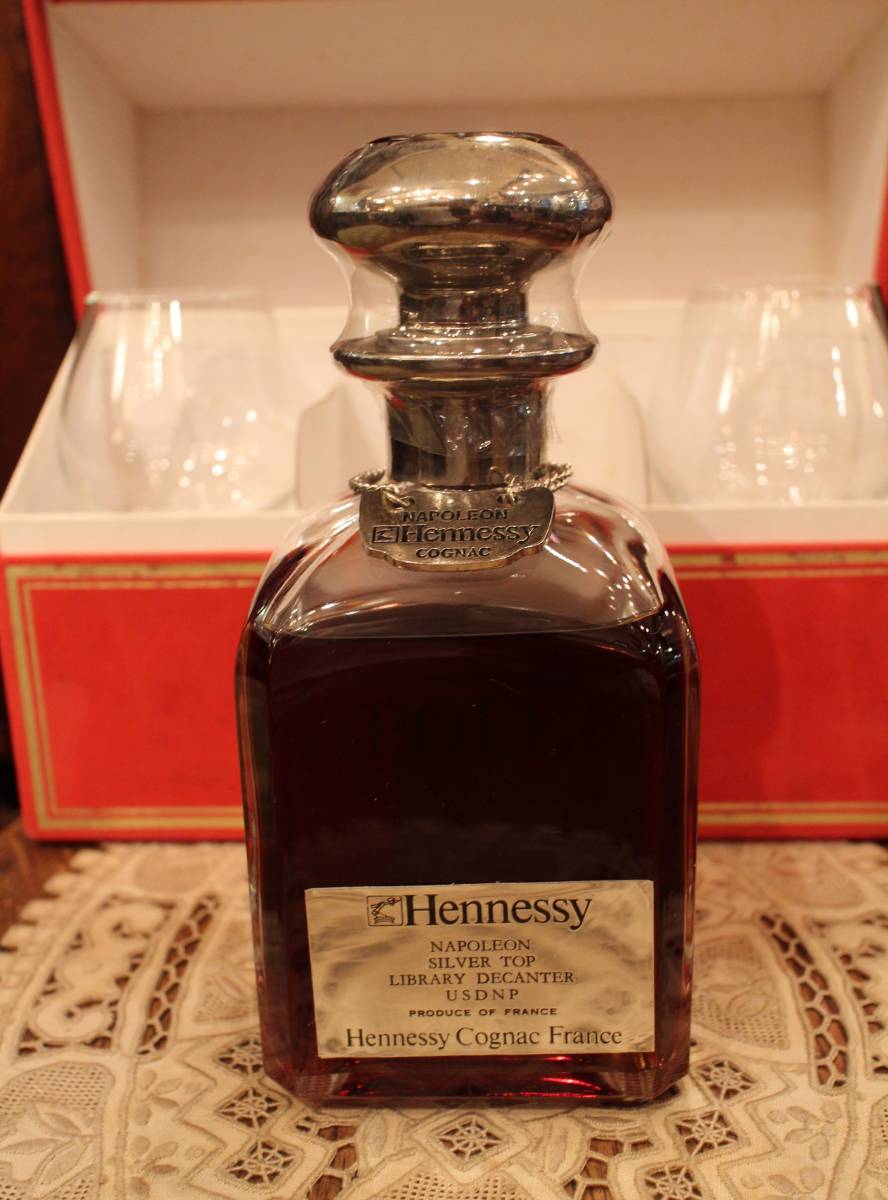 ヘネシー ナポレオン コニャック Hennessy NAPOLEON 700ml 未開栓 古酒