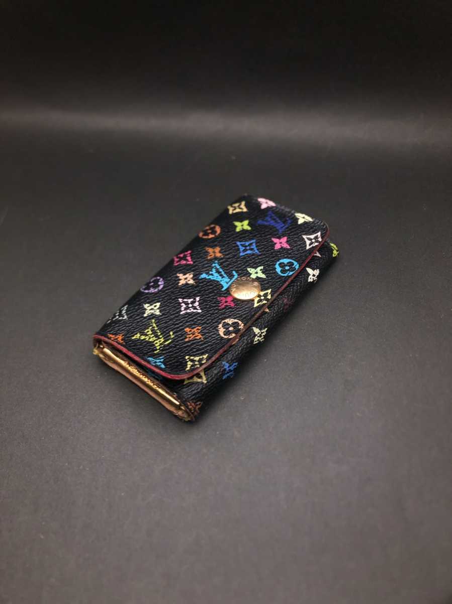 【大人気，SALE】 マルチカラー ルイヴィトン LOUIS VUITTON 4連 キーケース(キーケース)｜売買されたオークション情報、yahooの商品情報をアーカイブ公開 - オークファン キーケース