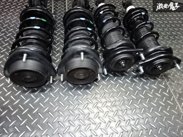 納車後外し 純正 ZN8 GR86 ハチロク ZD8 BRZ サスペンション サス