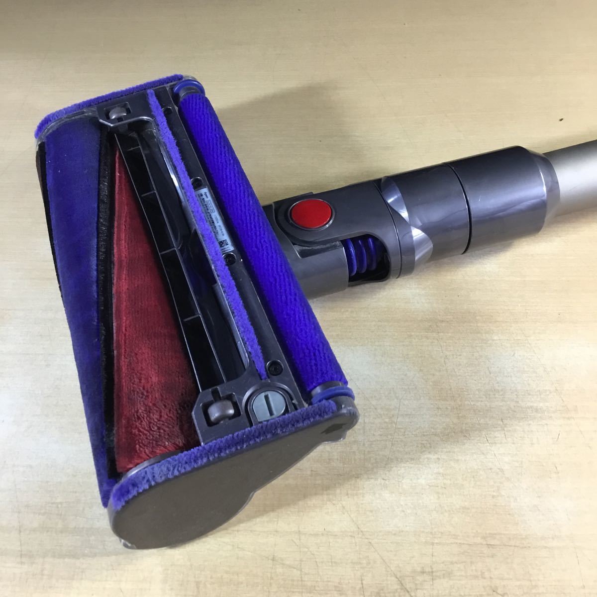 定番，品質保証 (101463) 【30日保証】dyson SV10 サイクロン式コードレスクリーナー 中古品