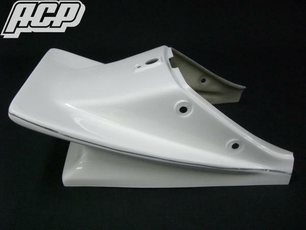 Z400GP用 ハネタイプテールカウル！新品 即決 新品 Z400GP用