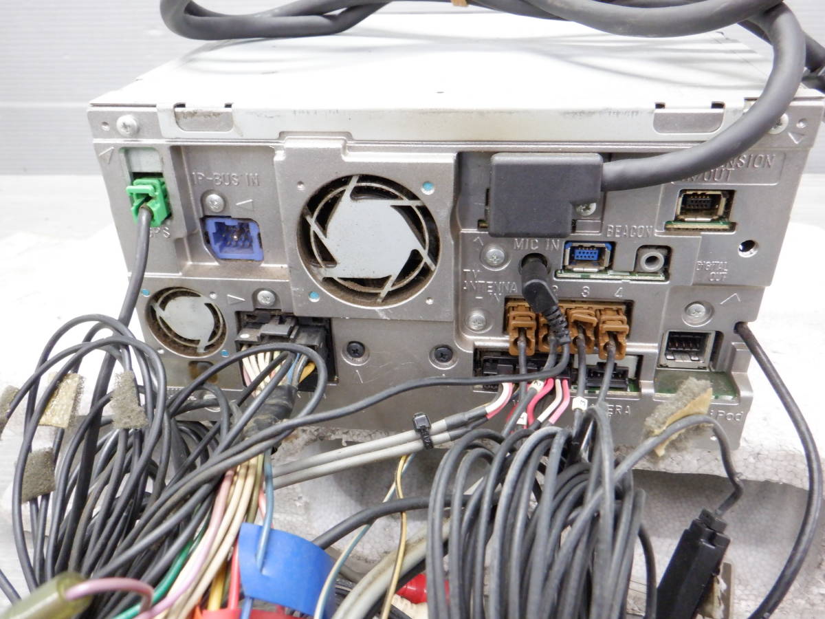 即決　カロッツェリア　HDDナビ　AVIC-HRZ099　2019年度版地図データ 地デジ内蔵 DVD再生OK /14翌【4-27768】入76507