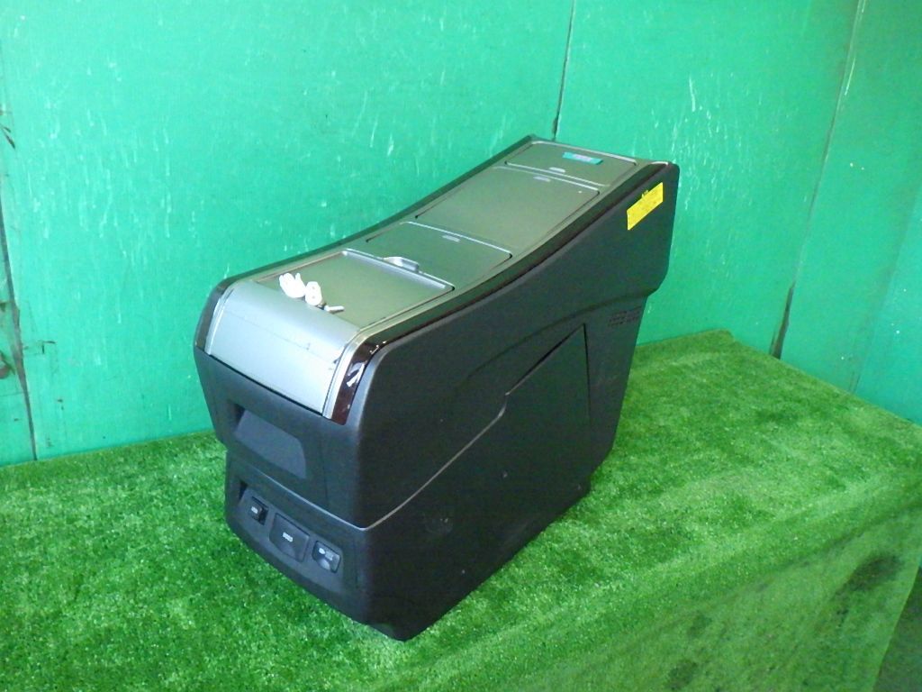 アルファード[GGH20W後期]温冷庫付 トヨタ純正オプション センターコンソールBOXボックス 大型