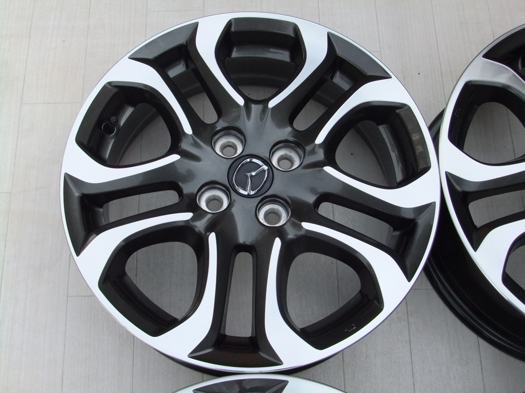 良品 マツダ純正アルミホイール DJ系 デミオ MAZDA2 4本セット D05