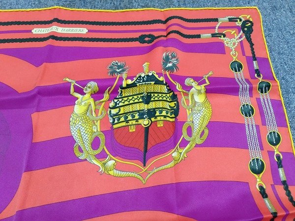 HERMES　エルメス スカーフ　カレ70　CHATEAUX D'ARRIERE 艫飾り　レッド×パープル　◎A091　