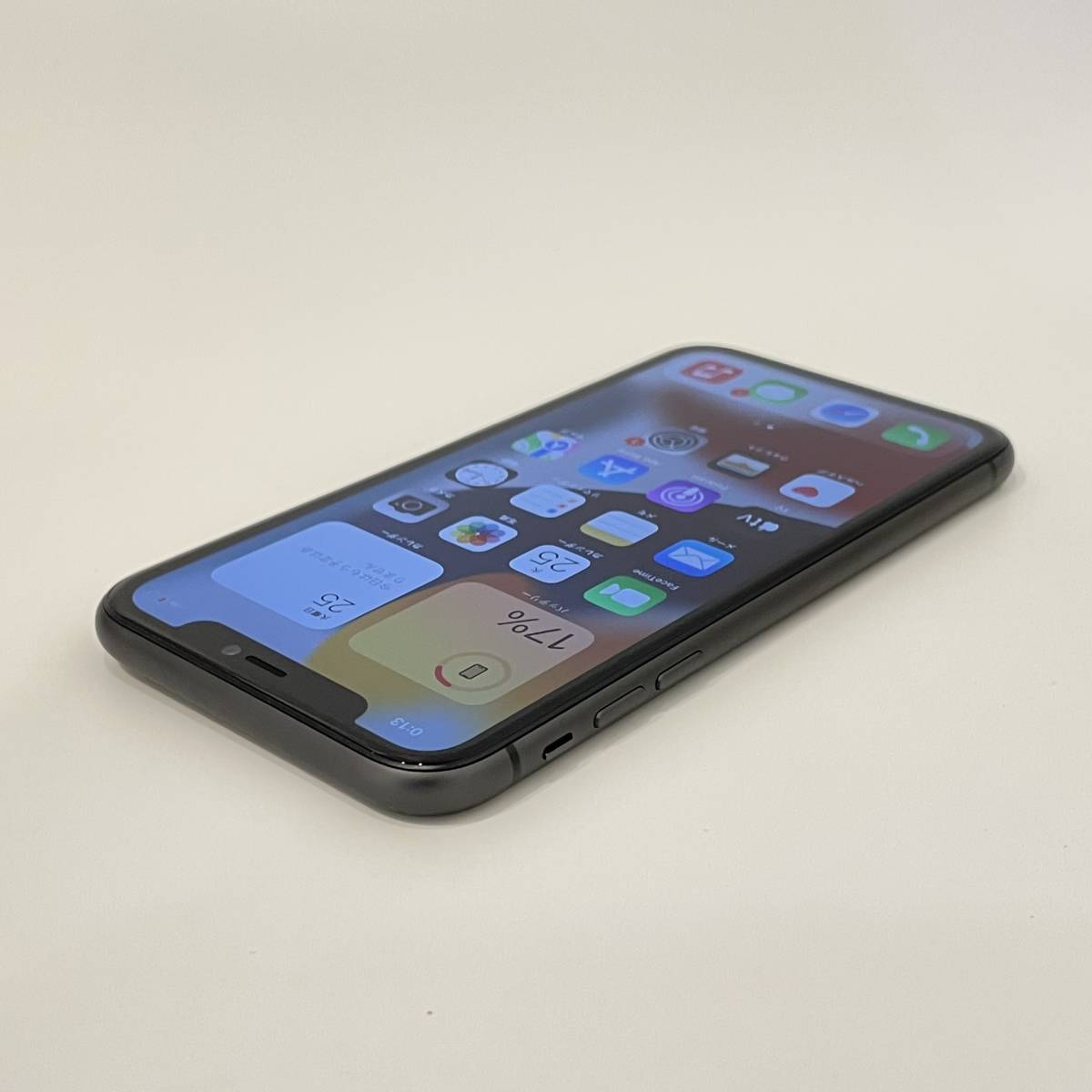 中古美品】国内版SIMフリー iPhone11 256GB ブラック MHDP3J/A