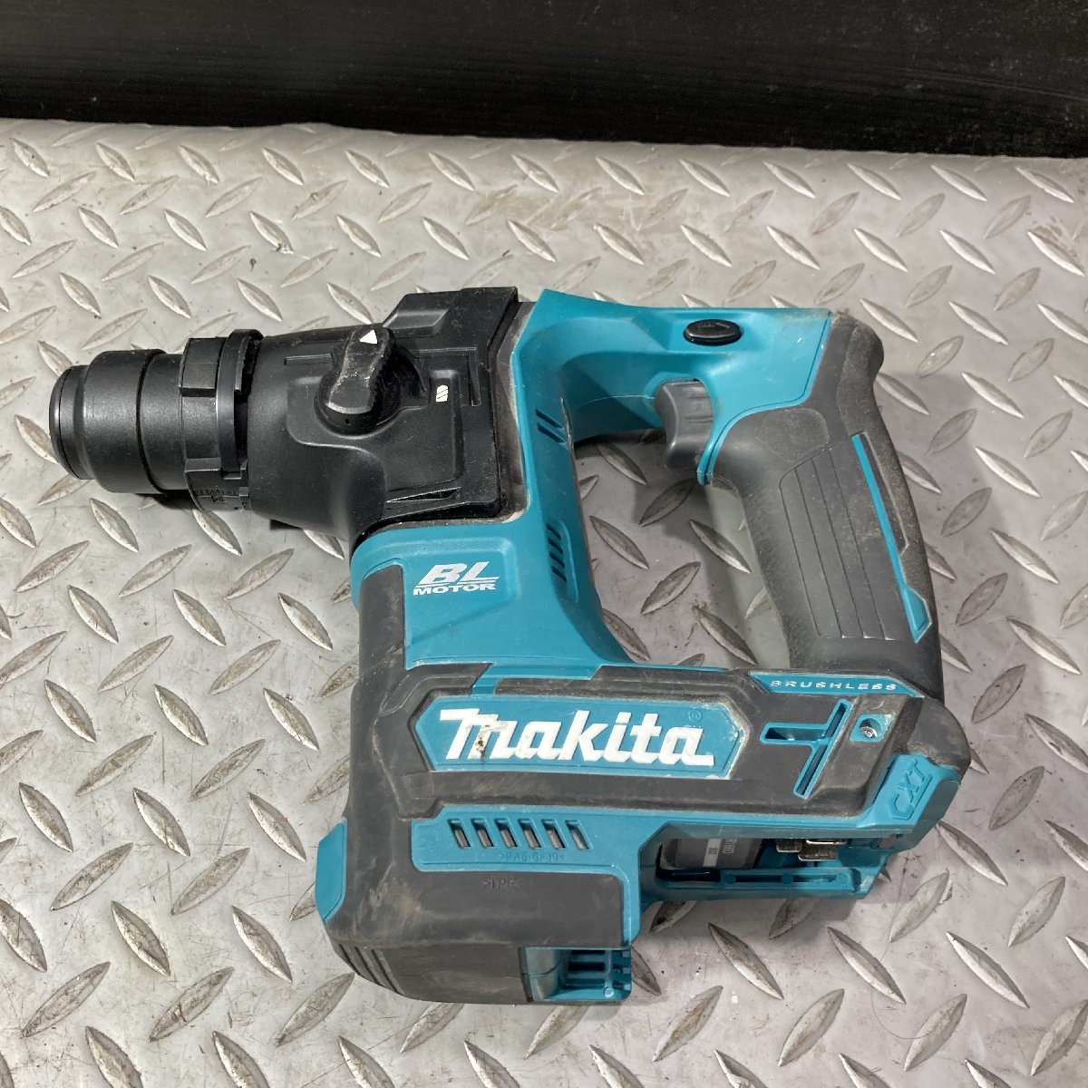 【得価，格安】 makita/マキタ 10.8V 充電式ハンマドリル HR166DZ ジャンク品(本体)｜売買されたオークション情報、yahooの商品情報をアーカイブ公開 - オークファン ハンマドリル