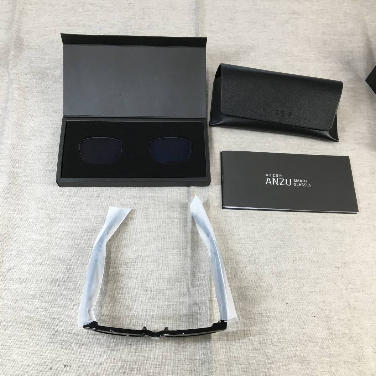 現状品 Razer レイザー Anzu Smart Glasses Rectangle(Lサイズ 