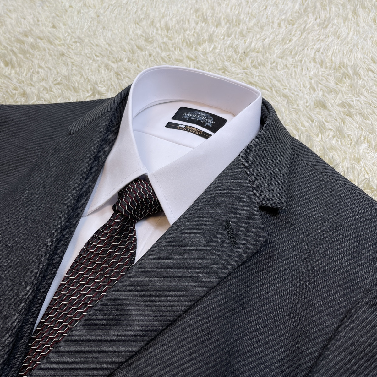 ティノラス グレー スーツジャケット ベスト スラックス セット　Lサイズ ティノラス グレー スーツジャケット ベスト スラックス セット L