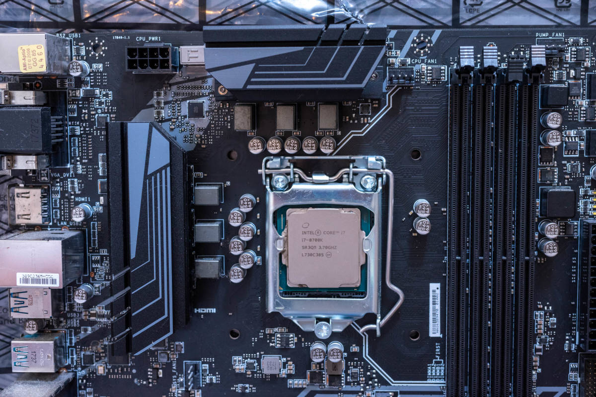 intel core i7 8700k マザーボード セット（CPU｜PCパーツ