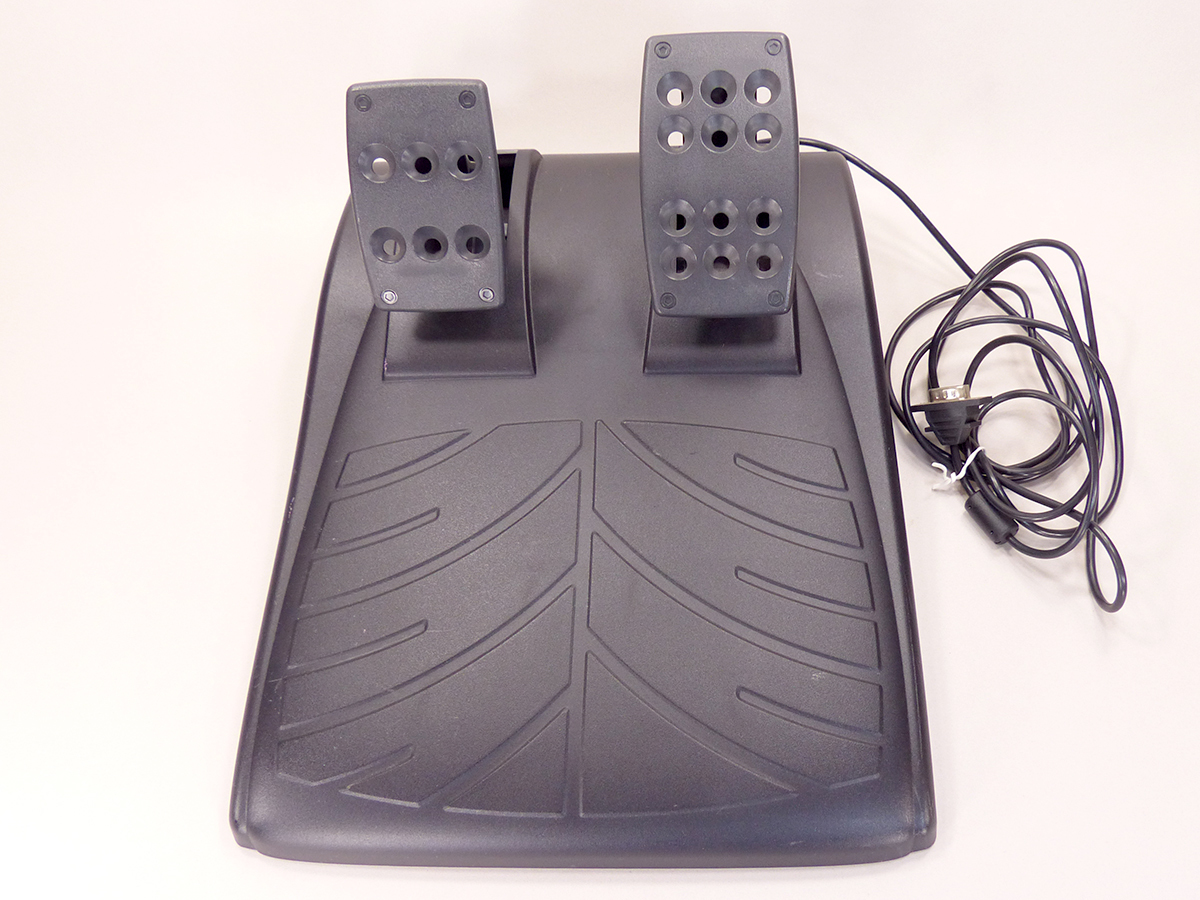 Logicool GT Force Pro ハンドルコントローラー LPRC-11000 PS2 