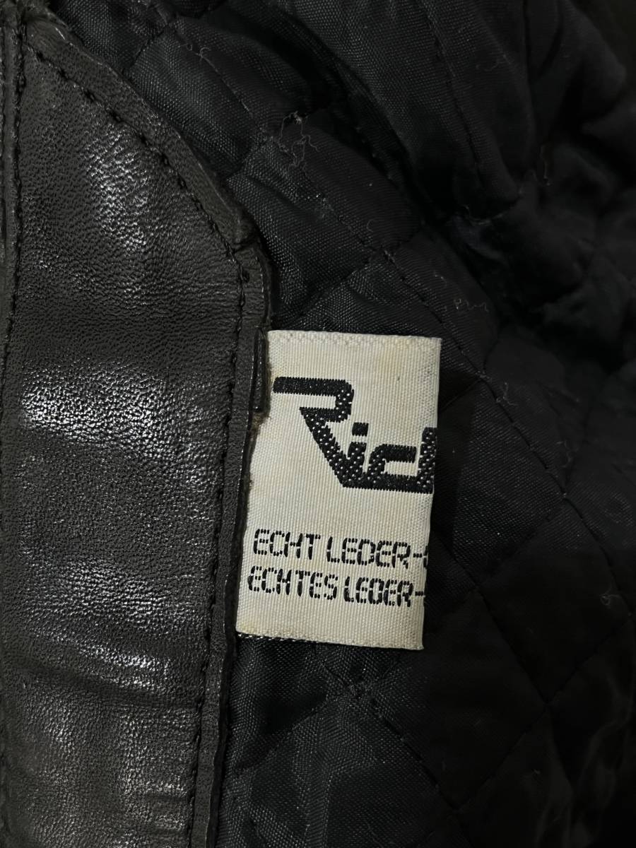 本革 Leathers メンズ | レザー バイカージャケット（ライダースジャケット）｜BANANA レザージャケット・革ジャンの通販 バイカーズシーン 20周年記念10%OFFクーポンLiugoo プロテクター付シングルライダース Liugoo 商品詳細ページ シングルライダース LEATHERS&frasl;ファインクリークレザーズ「Single CREEK Riders