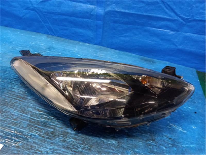 マツダ 純正 デミオ 《 DE3FS 》 右ヘッドライト D651-51-0K0G P21800-22004038
