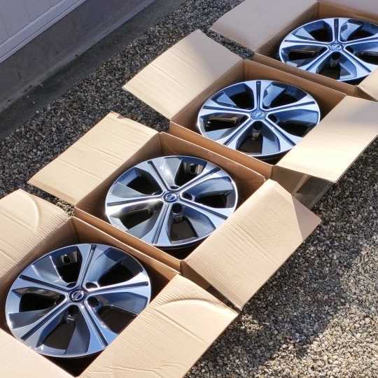  日産 キックス純正17&times;6.5J ４本セット 新車時外し 静岡市より出品(純正品)｜売買されたオークション情報、yahooの商品情報をアーカイブ公開 - オークファン 5穴