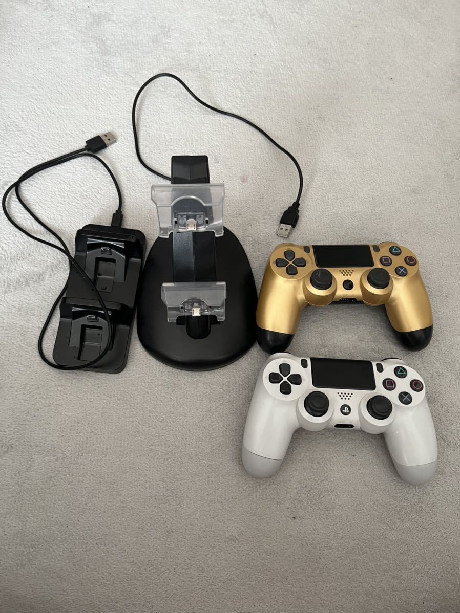 【お買い得，新品】 PS4コントローラー 2個と充電スタンド2個(アクセサリ、周辺機器)｜売買されたオークション情報、yahooの商品情報をアーカイブ公開 - オークファン アクセサリ、周辺機器