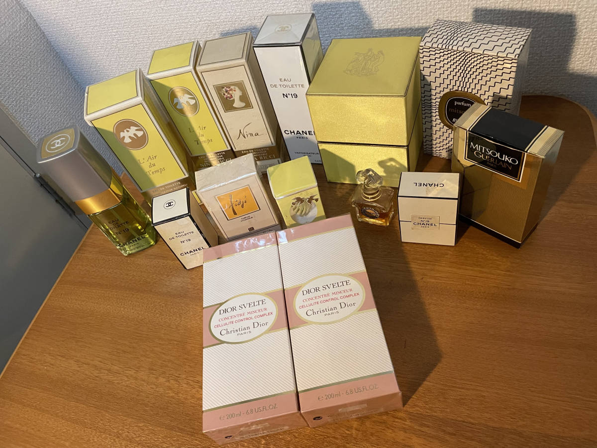  1円スタート 香水15点セット Dior CHANEL N&deg;19 NINNARICCI fidgi など ほぼ(その他)｜売買されたオークション情報、yahooの商品情報をアーカイブ公開 - オークファン その他