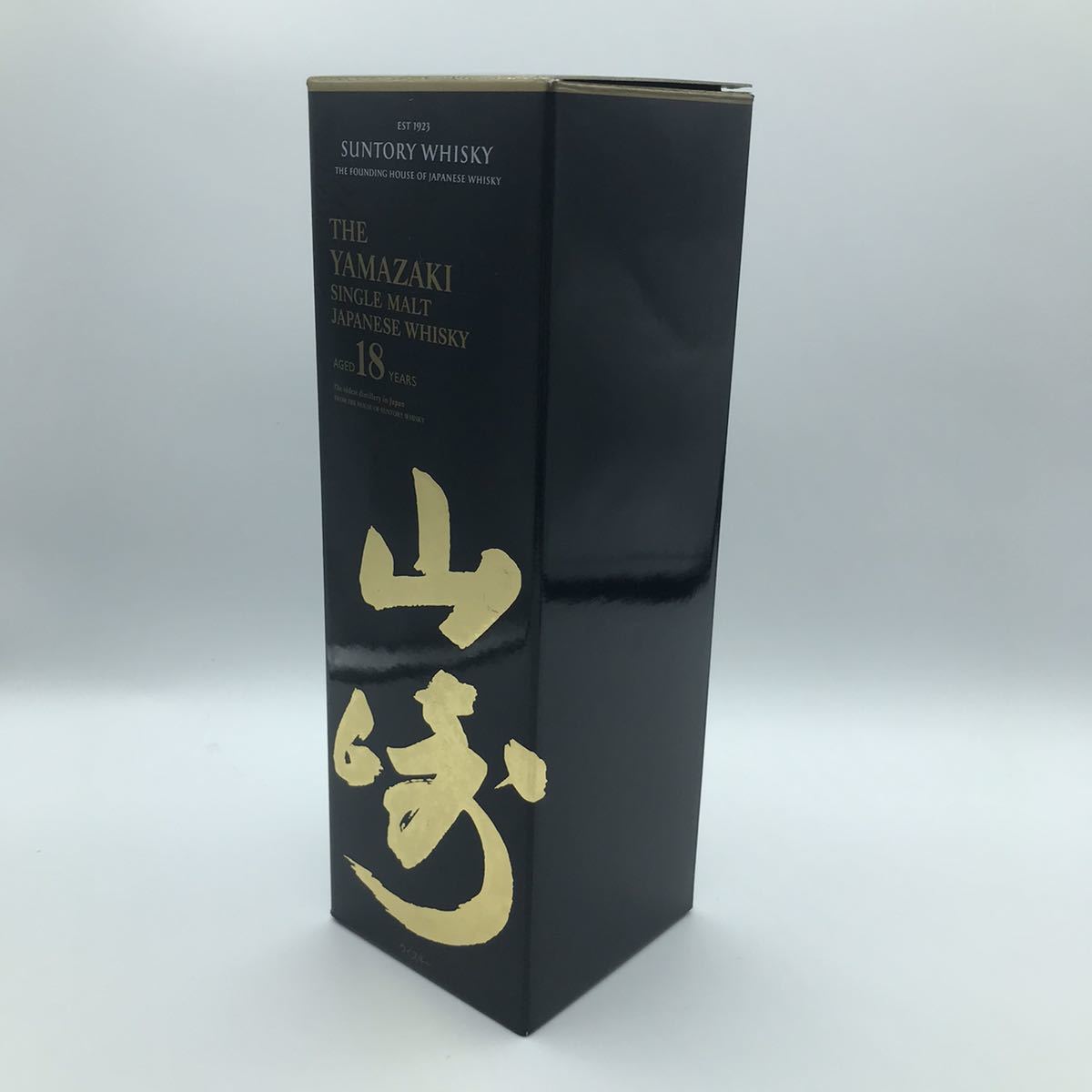 空便 未洗浄山崎 18年 シングルモルトウイスキー 700ml 箱付き