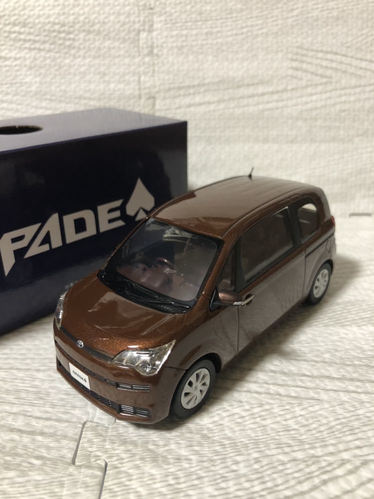 超激得，SALE 1/30 トヨタ スペイド SPADE 非売品 カラーサンプル ミニカー ダークブラウンマイカメタリック(乗用車)｜売買されたオークション情報、yahooの商品情報をアーカイブ公開 - オークファン 乗用車