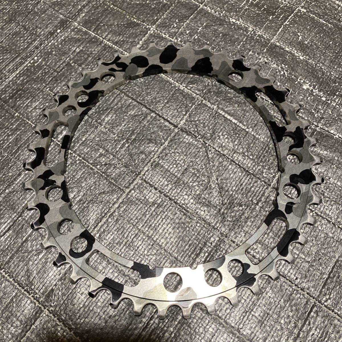 AARN track chainring 43T (camo)チェーンリング (チェーンリング 