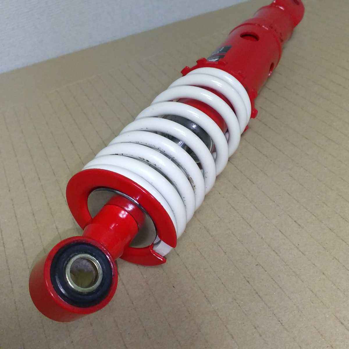 実店舗 デイトナ アドレス110 ZZ リヤ ガスショック SHOWA製 実店舗 デイトナ アドレス110 ZZ リヤ ガスショック SHOWA製