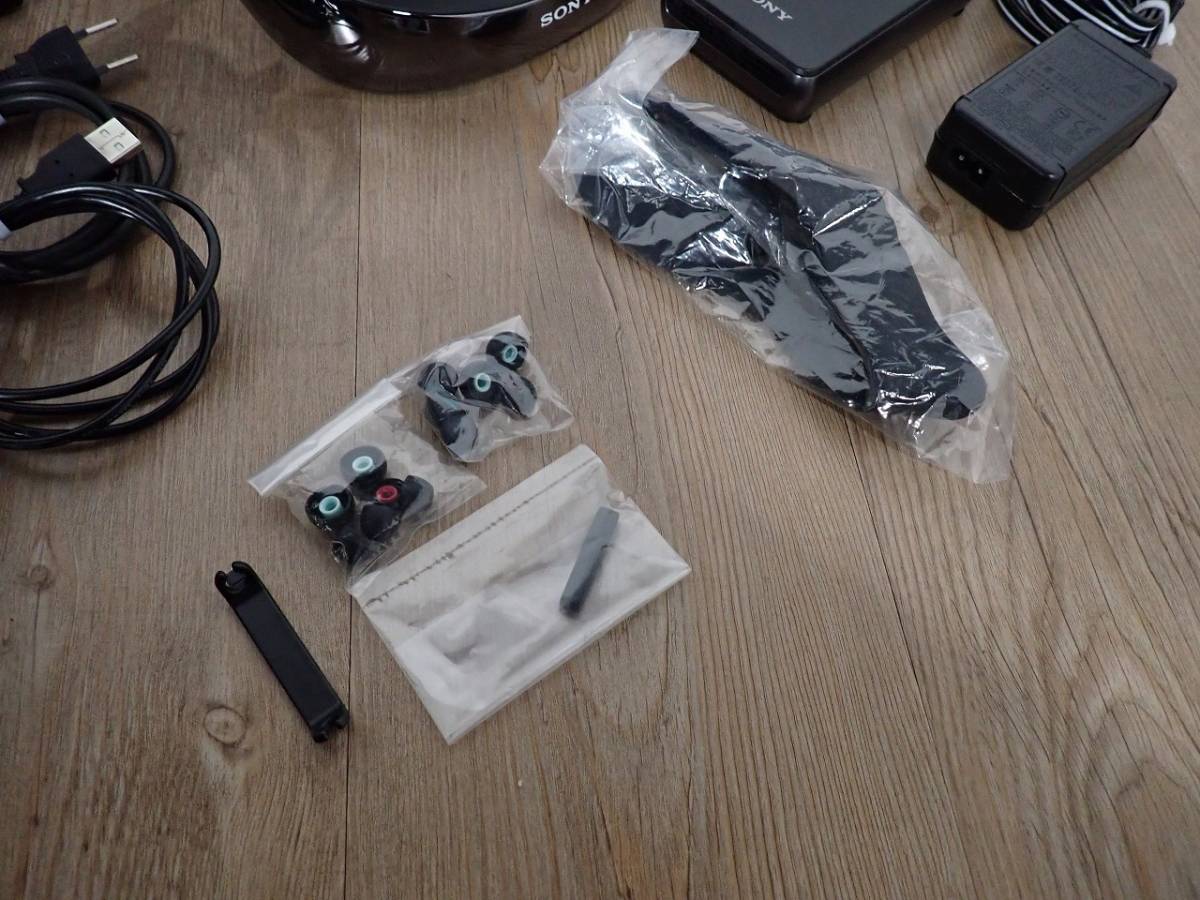 HMZ-T3W ヘッドマウントディスプレイ SONY 美品 中古〔中古品〕 (3D
