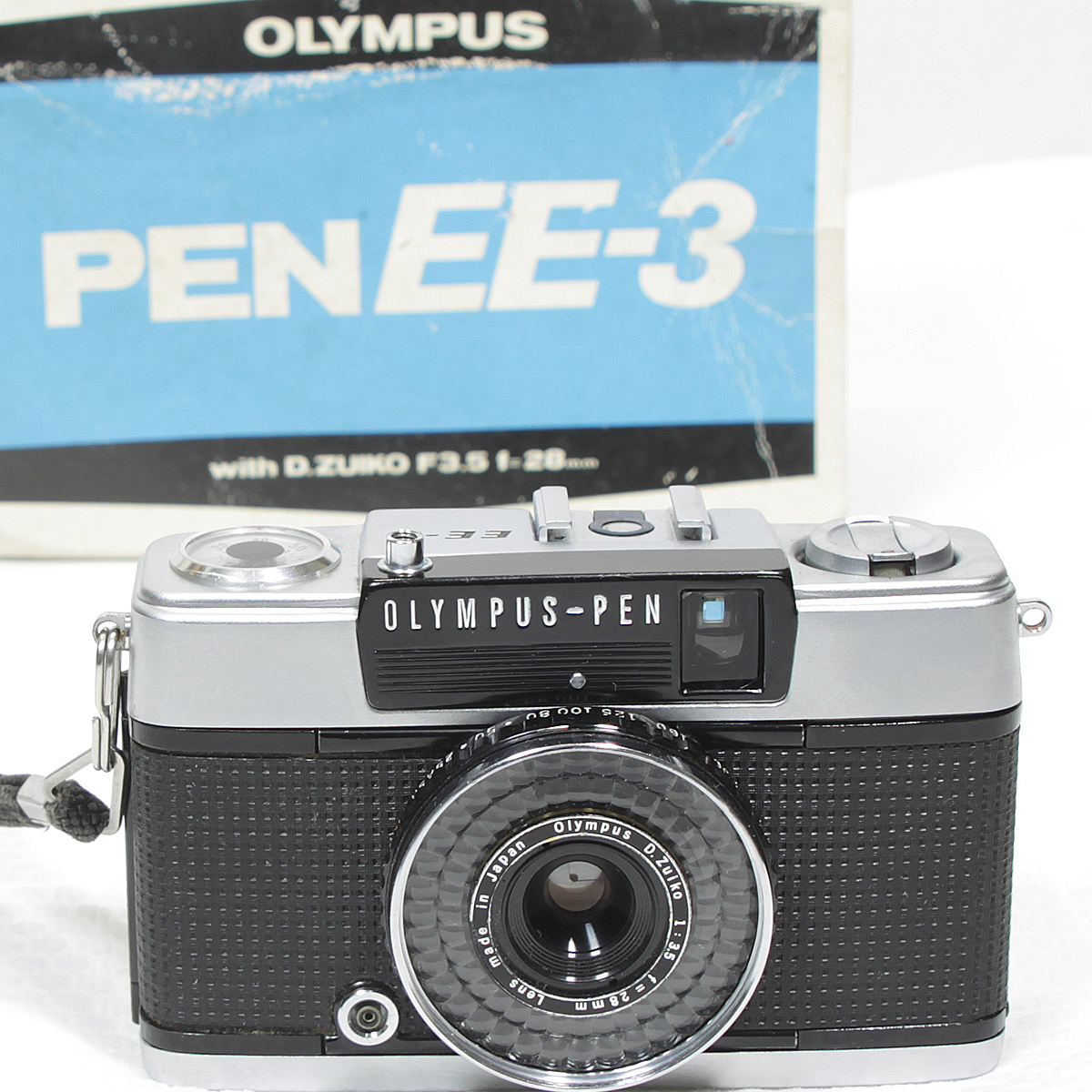 Review: Olympus Pen EE-3 - The Best Half-Frame 35mm Film