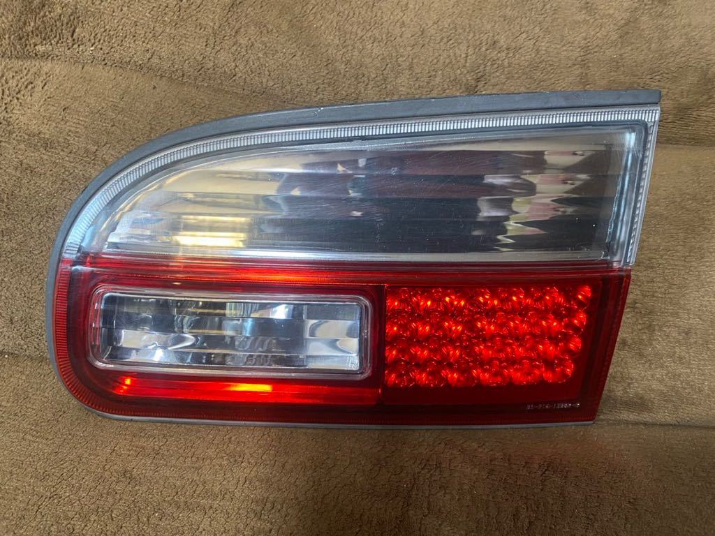 デリカスペースギア 社外テールランプ 運転席側 中古品