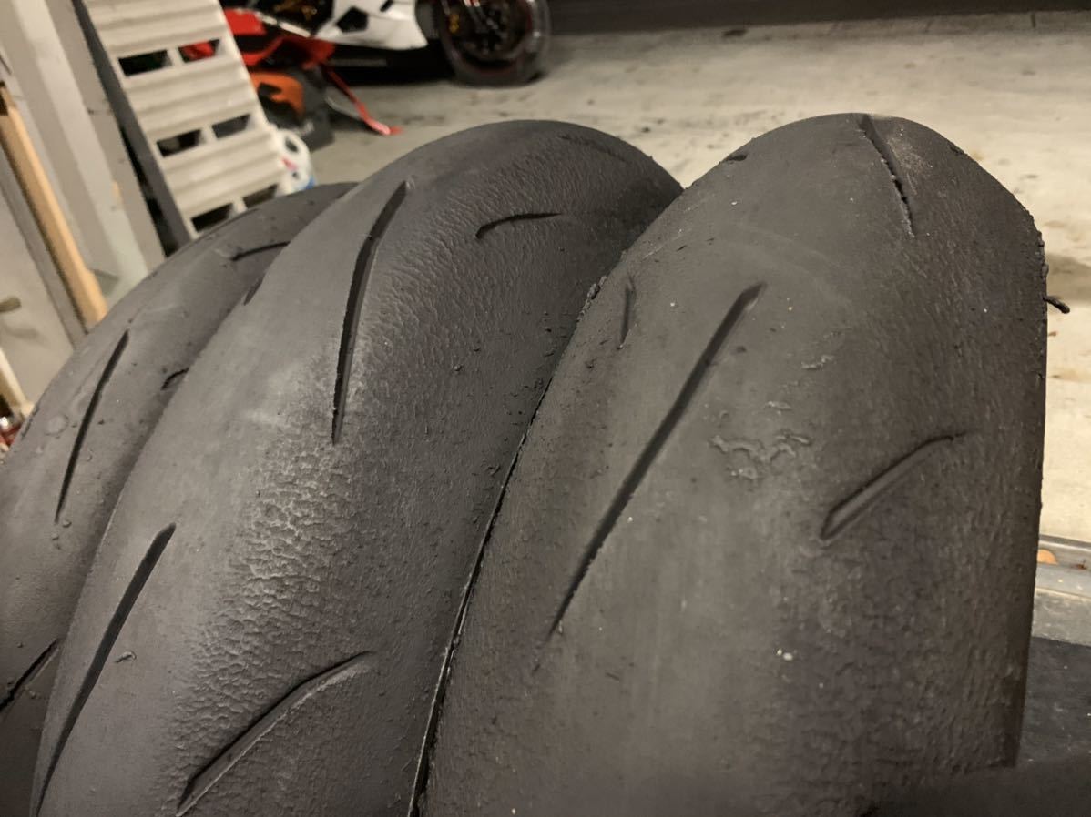 ダンロップ α13SP-Z 110/70ZR17 150/60ZR17 新品 パーツ オートバイ