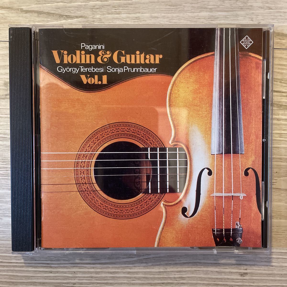 パガニーニ:ヴァイオリンとギターの音楽第1集(SACD⁄CD : チェントーネ