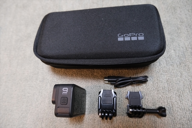GoPro HERO 9 BLACK 中古美品 純正ケース バッテリー おまけ付 