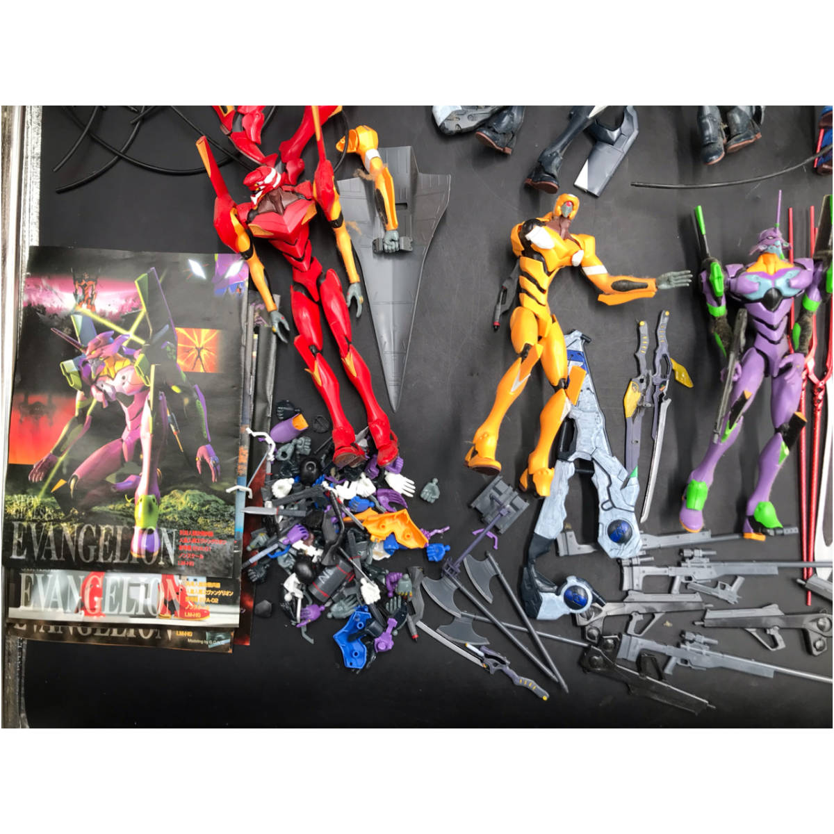 エヴァンゲリオン プラモデル ジャンク まとめ売り □1125-3 新世紀エヴァンゲリオン プラモデル ジャンク まとめ 初号機